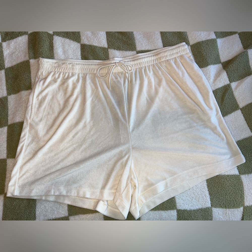 NWT H&M white terry cloth shorts size xxl